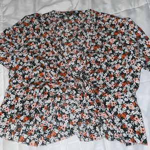 Floral top with tie in front